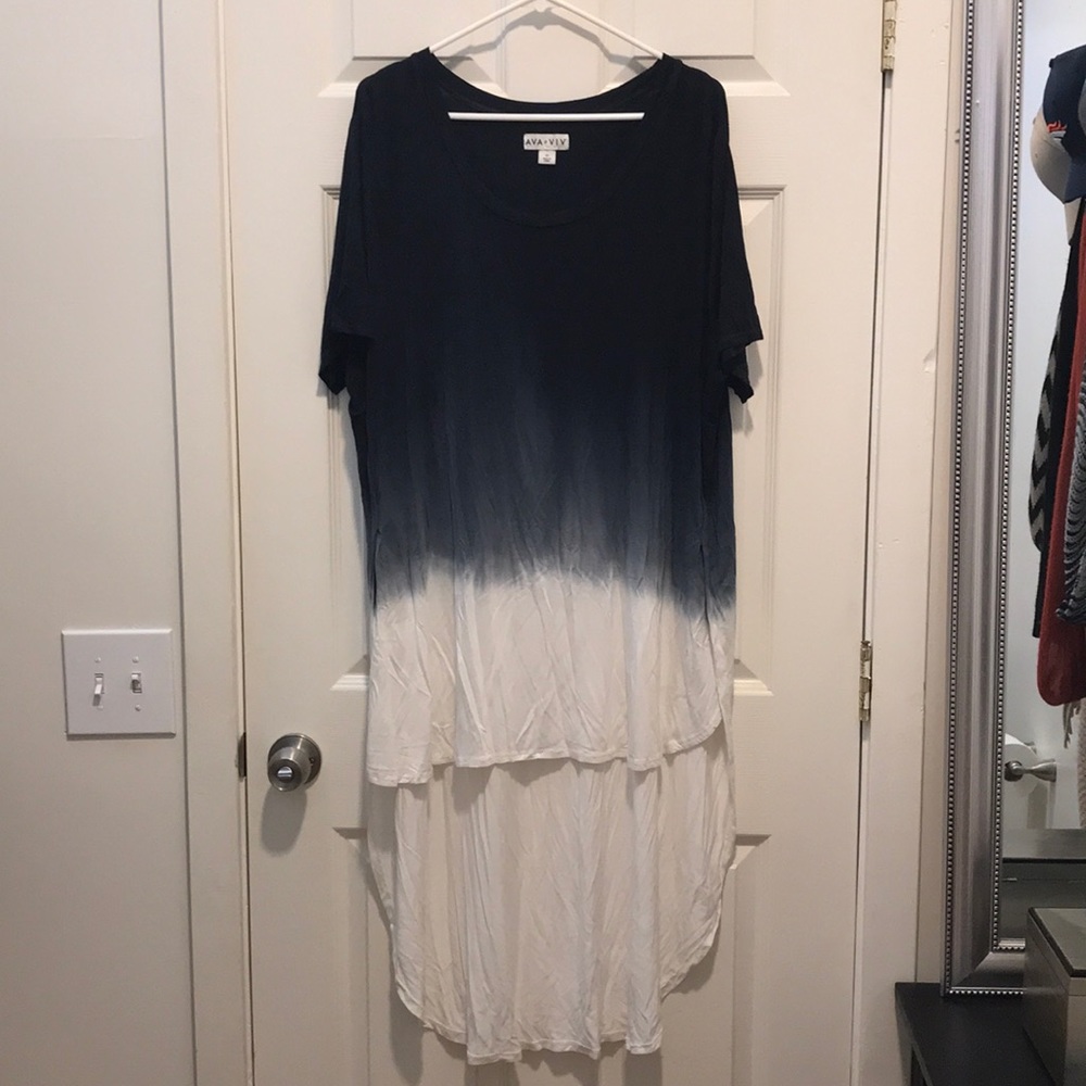 AVA & VIV tunic